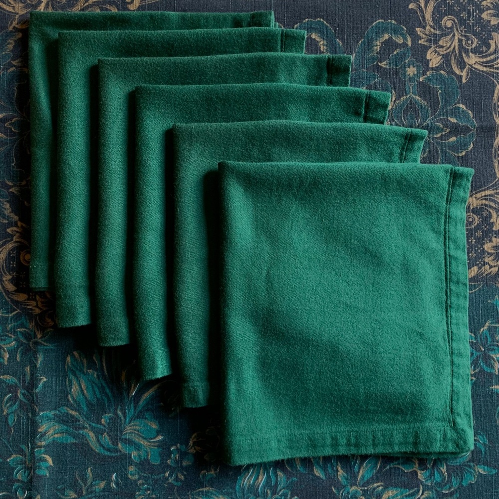 Crate & Barrel Green Satin Napkins • Set of 6 • Cotton/Rayon • 18” •  Vintage